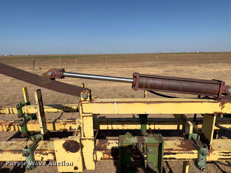 image for item EW4097 Row crop cultivator
