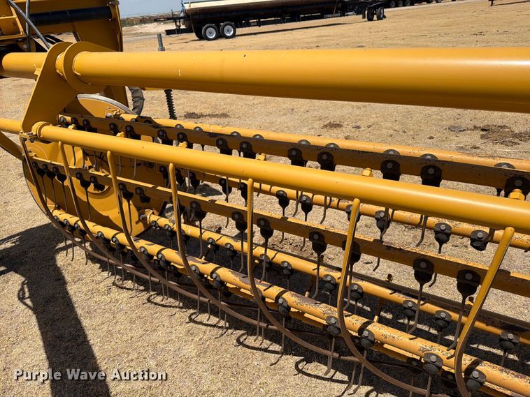image for item EW4100 2021 Vermeer R2800 hay rake