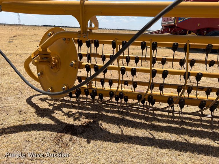 image for item EW4100 2021 Vermeer R2800 hay rake