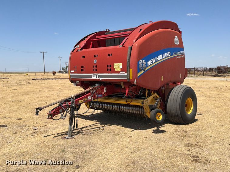 2015 New Holland RB560 round baler