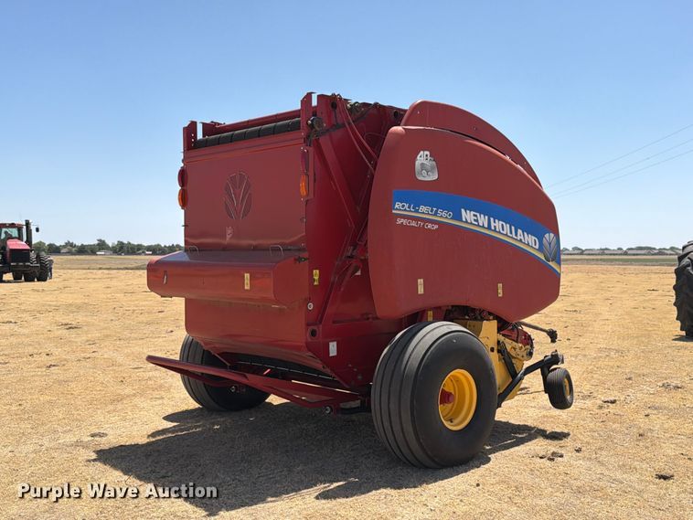 image for item EW4101 2015 New Holland RB560 round baler