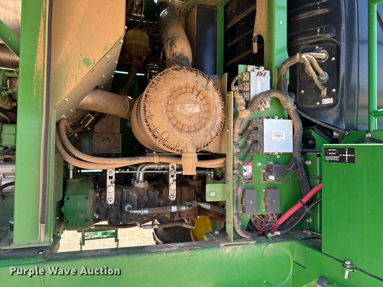image for item EW4103 2020 John Deere W260 swather / windrower