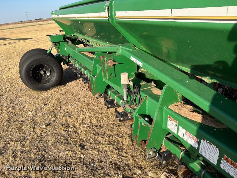 image for item EW4105 Great Plains 2000-4006 grain drill