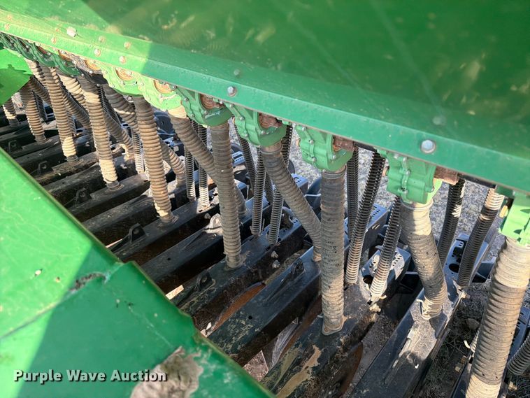 image for item EW4105 Great Plains 2000-4006 grain drill