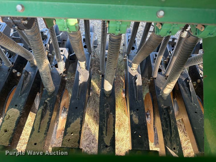 image for item EW4105 Great Plains 2000-4006 grain drill