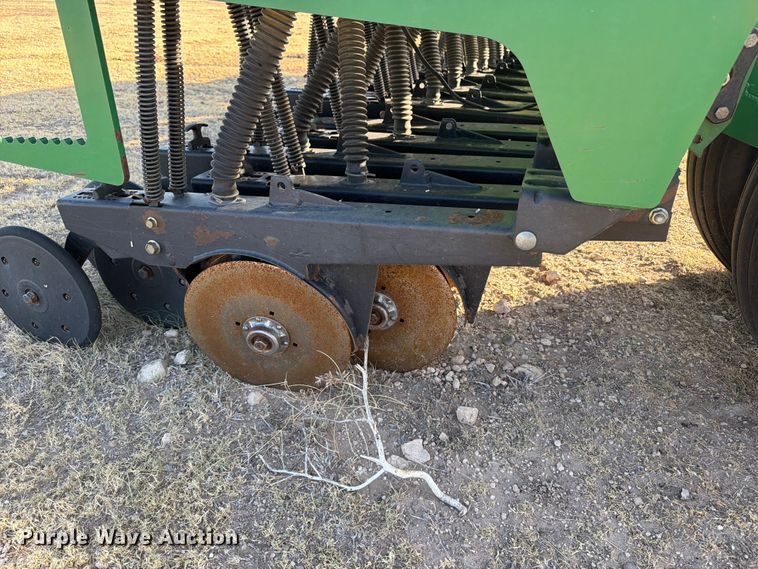 image for item EW4105 Great Plains 2000-4006 grain drill
