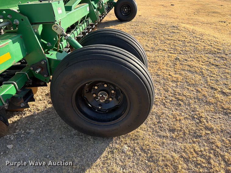 image for item EW4105 Great Plains 2000-4006 grain drill