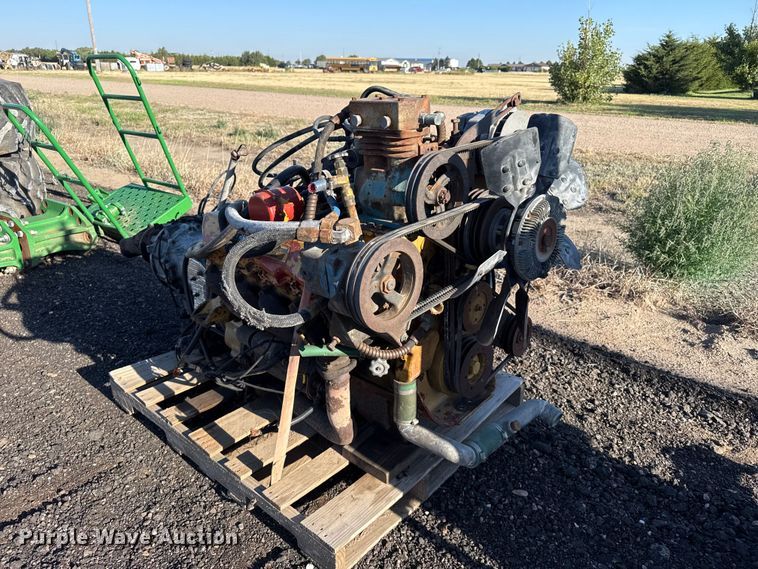 image for item EW4203 Caterpillar 3208 engine