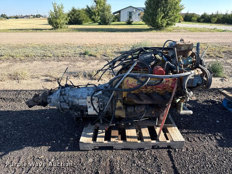 image for item EW4203 Caterpillar 3208 engine