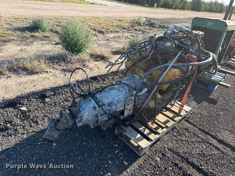 image for item EW4203 Caterpillar 3208 engine