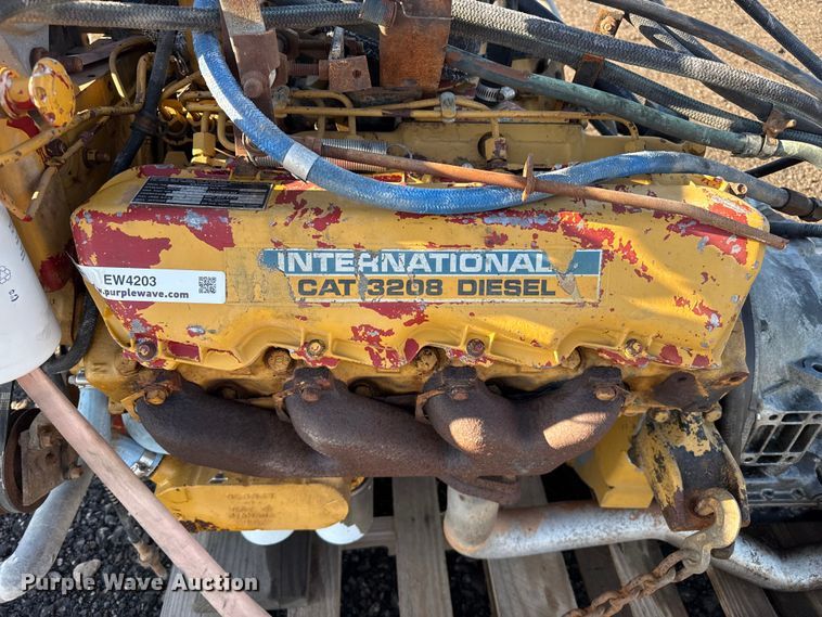 image for item EW4203 Caterpillar 3208 engine