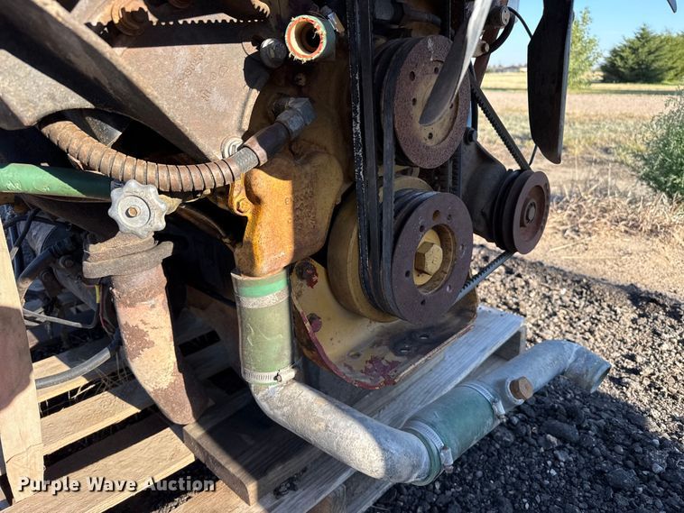 image for item EW4203 Caterpillar 3208 engine