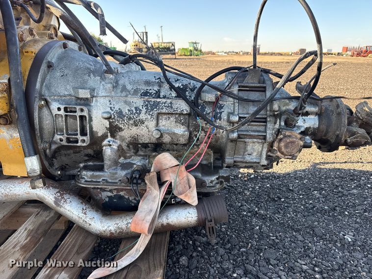 image for item EW4203 Caterpillar 3208 engine