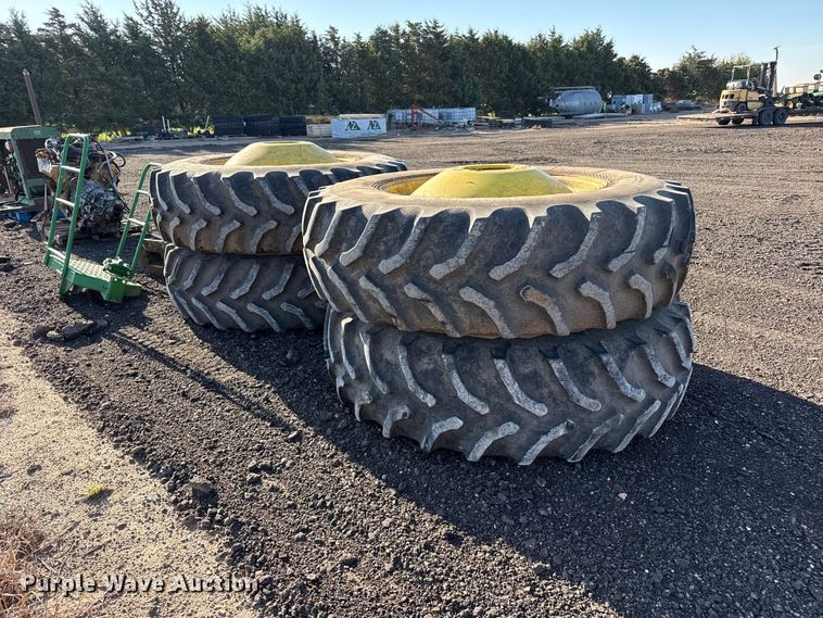 image for item EW4204 John Deere 520/85R42 tires and wheels