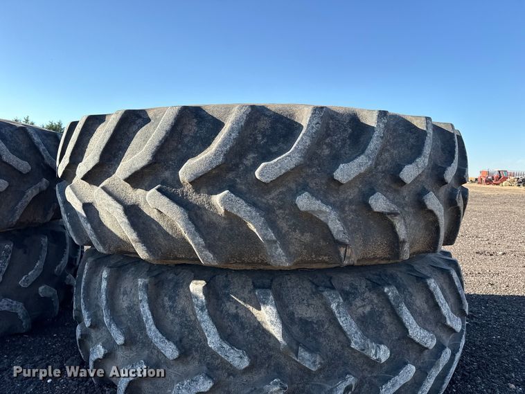 image for item EW4204 John Deere 520/85R42 tires and wheels