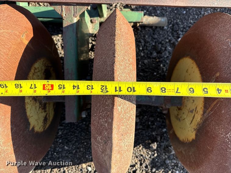 image for item EW4205 John Deere closing disks