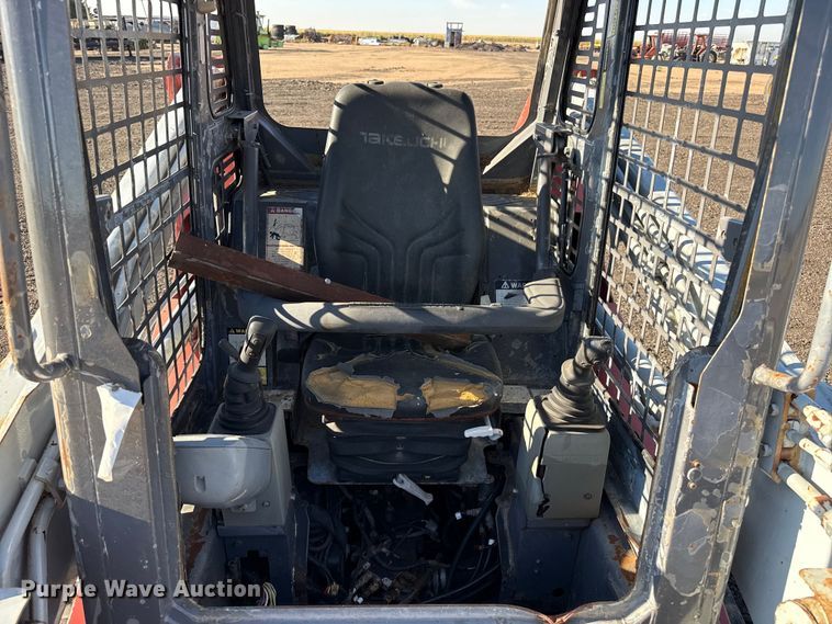 image for item EW4206 Takeuchi TL130 tracked skid steer loader