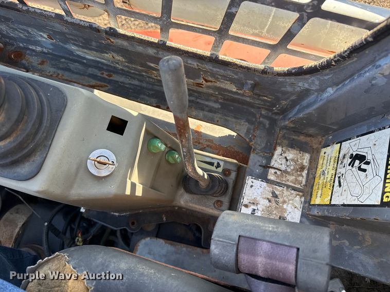 image for item EW4206 Takeuchi TL130 tracked skid steer loader