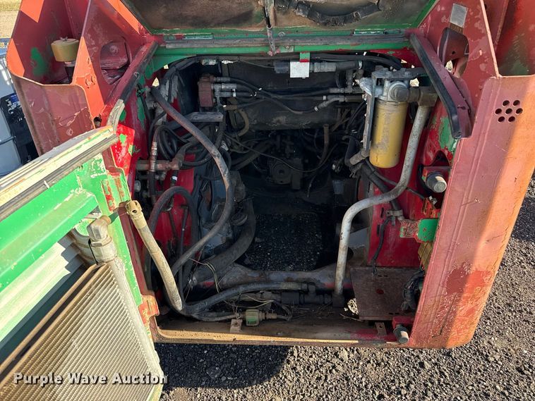 image for item EW4206 Takeuchi TL130 tracked skid steer loader