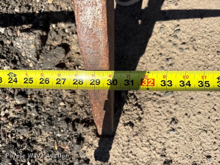 image for item EW4210 Caterpillar  excavator thumb