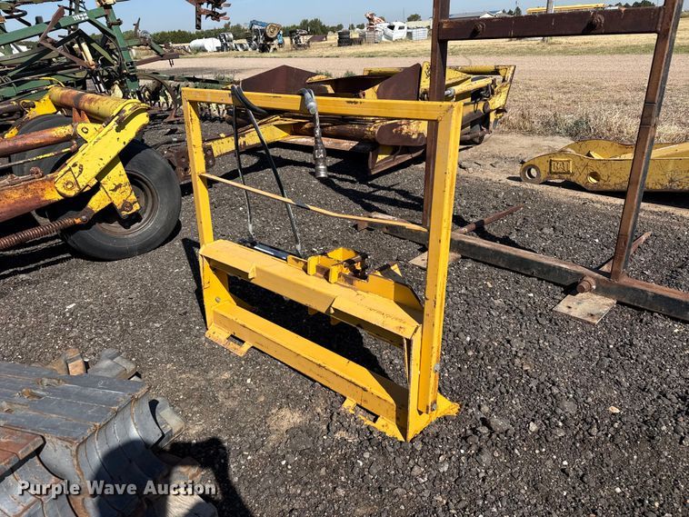 image for item EW4212 Skid steer post puller