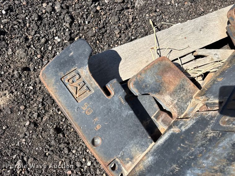 image for item EW4213 Caterpillar tracked tractor weights