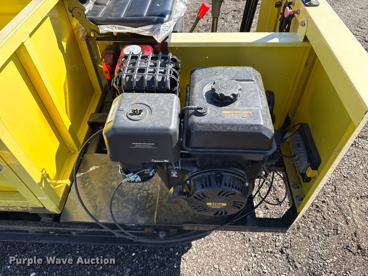 image for item EW4214 2026 Alistair CD25 track carrier