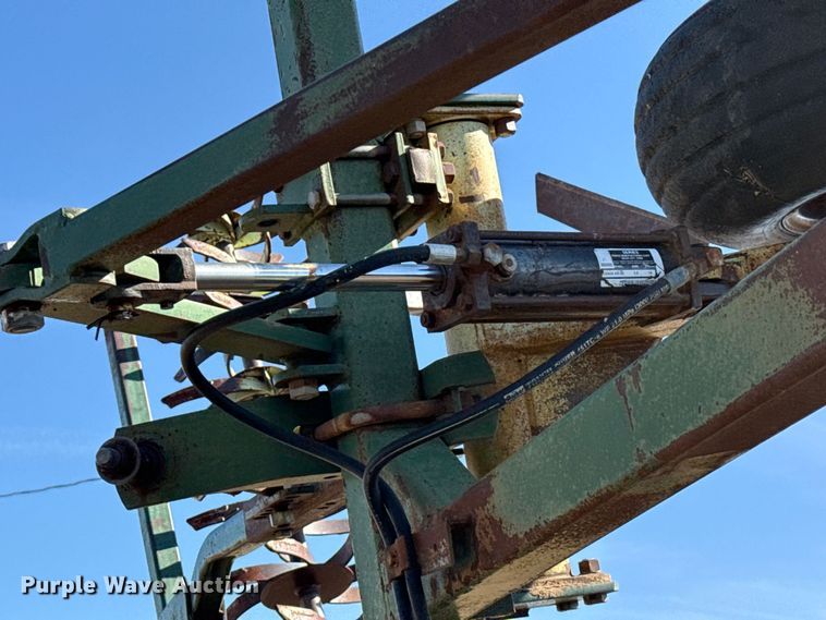 image for item EW4216 Quinstar field cultivator