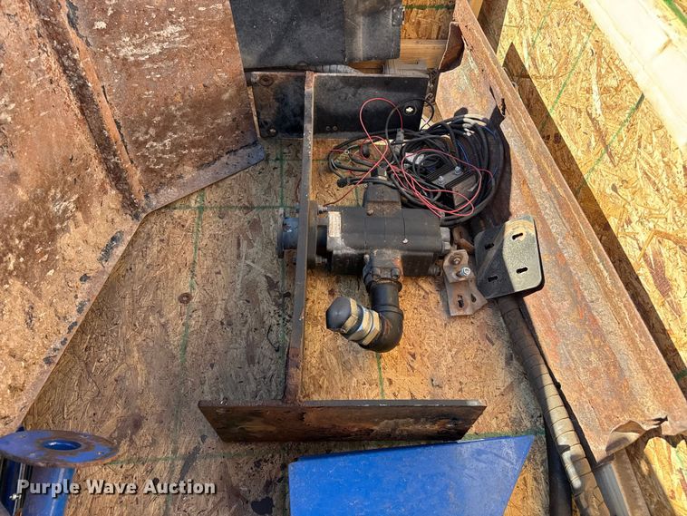image for item EW4220 Laird DB-1805 feed delivery bed