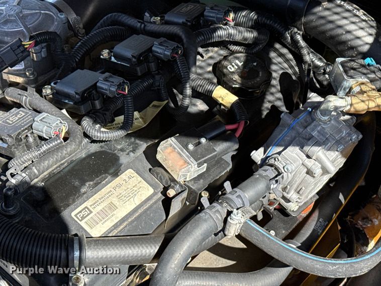 image for item EW4225 Yale GLC050VXNDAE085 forklift