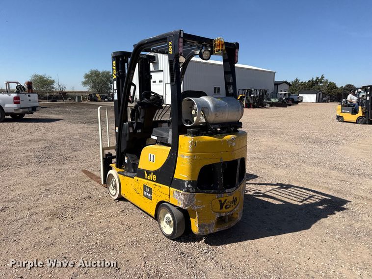 image for item EW4226 Yale GLC040SVXNUSE082 forklift