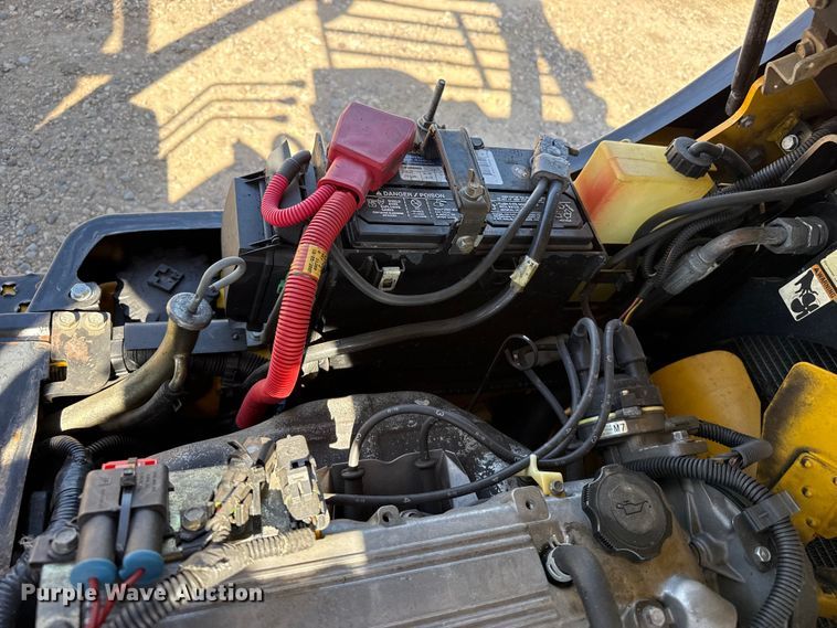 image for item EW4226 Yale GLC040SVXNUSE082 forklift