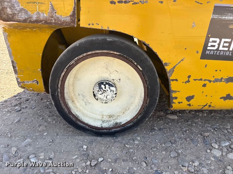 image for item EW4226 Yale GLC040SVXNUSE082 forklift
