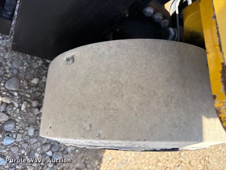 image for item EW4226 Yale GLC040SVXNUSE082 forklift