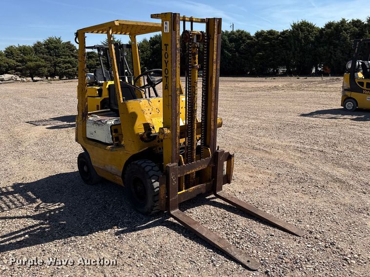 image for item EW4227 Toyota 3FGH14 forklift