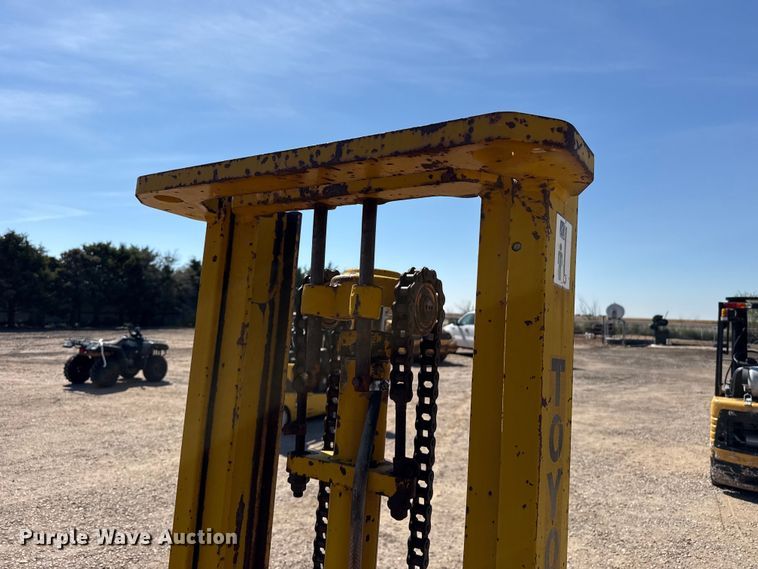 image for item EW4227 Toyota 3FGH14 forklift
