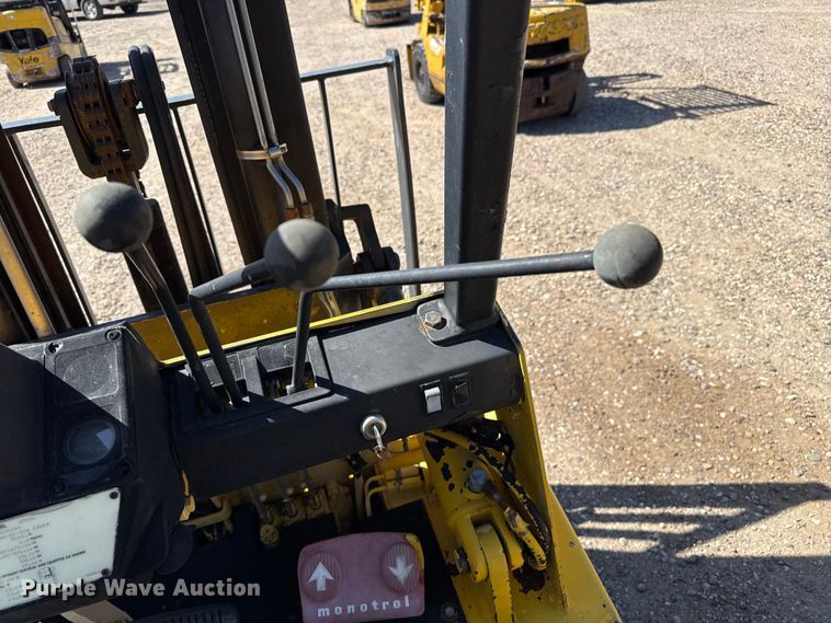 image for item EW4230 1991 Hyster H50XL forklift