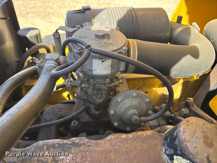 image for item EW4230 1991 Hyster H50XL forklift
