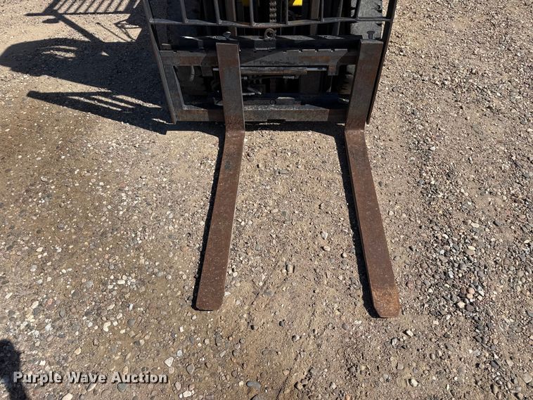 image for item EW4230 1991 Hyster H50XL forklift