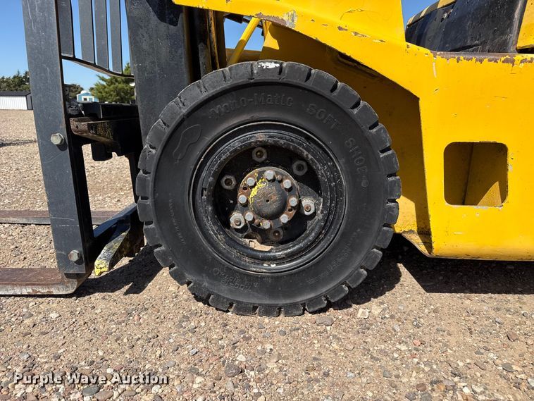 image for item EW4230 1991 Hyster H50XL forklift