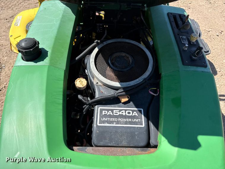 image for item EW4231 John Deere F525 lawn mower