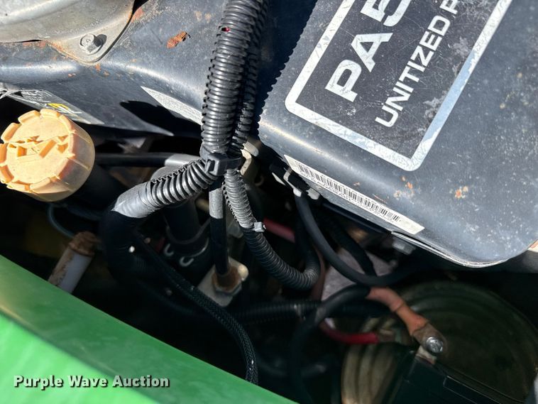 image for item EW4231 John Deere F525 lawn mower