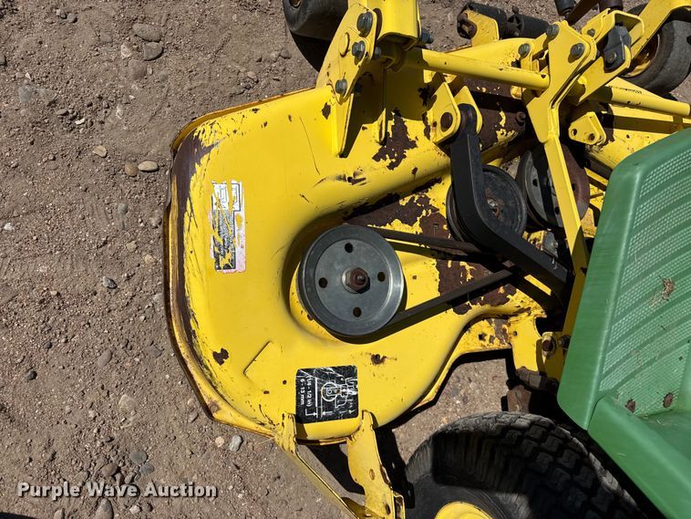 image for item EW4231 John Deere F525 lawn mower