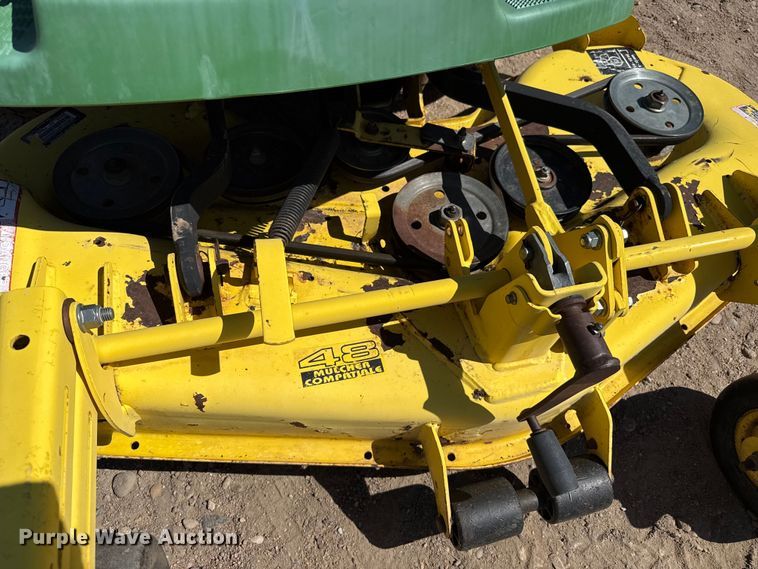 image for item EW4231 John Deere F525 lawn mower