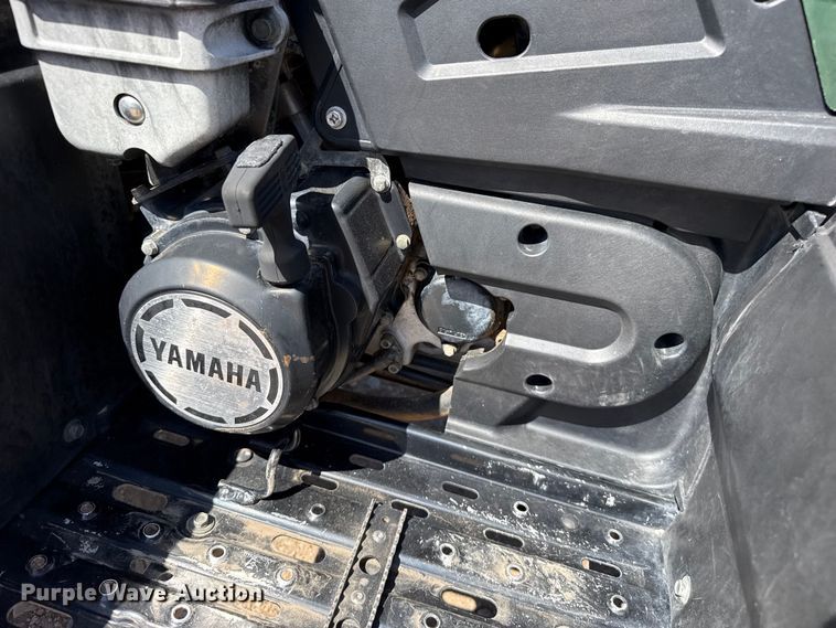 image for item EW4232 2000 Yamaha Grizzly 600 ATV