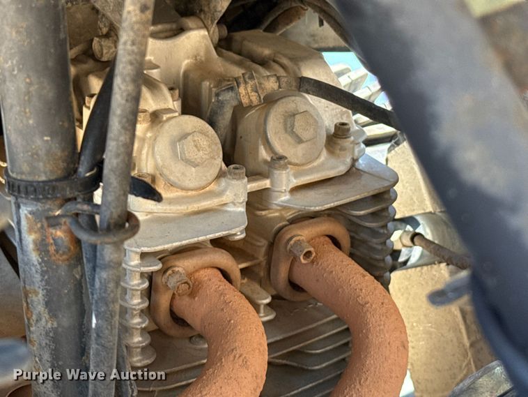 image for item EW4232 2000 Yamaha Grizzly 600 ATV