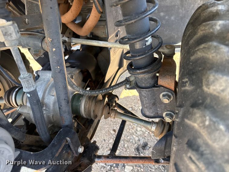 image for item EW4232 2000 Yamaha Grizzly 600 ATV