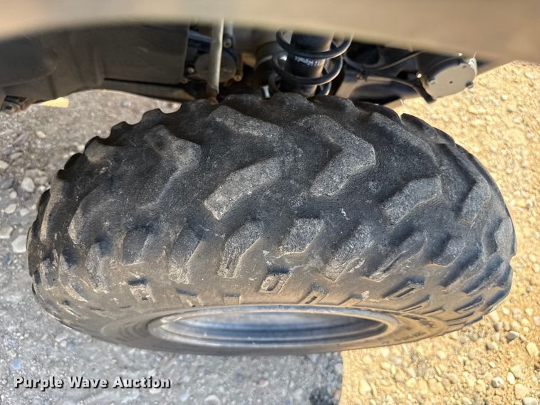 image for item EW4232 2000 Yamaha Grizzly 600 ATV