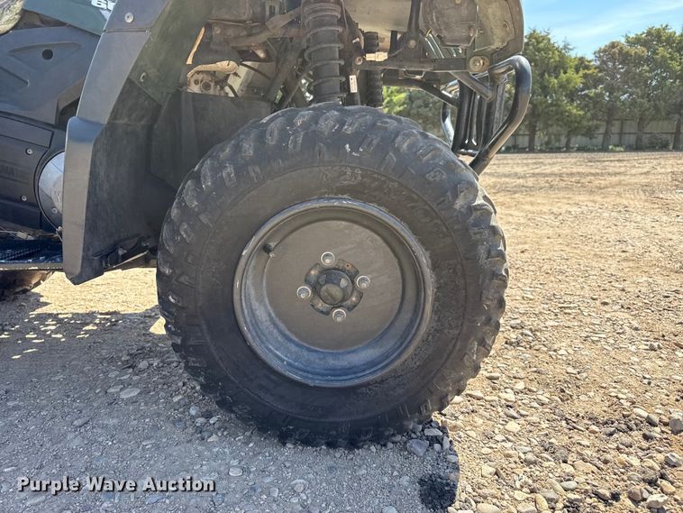 image for item EW4232 2000 Yamaha Grizzly 600 ATV
