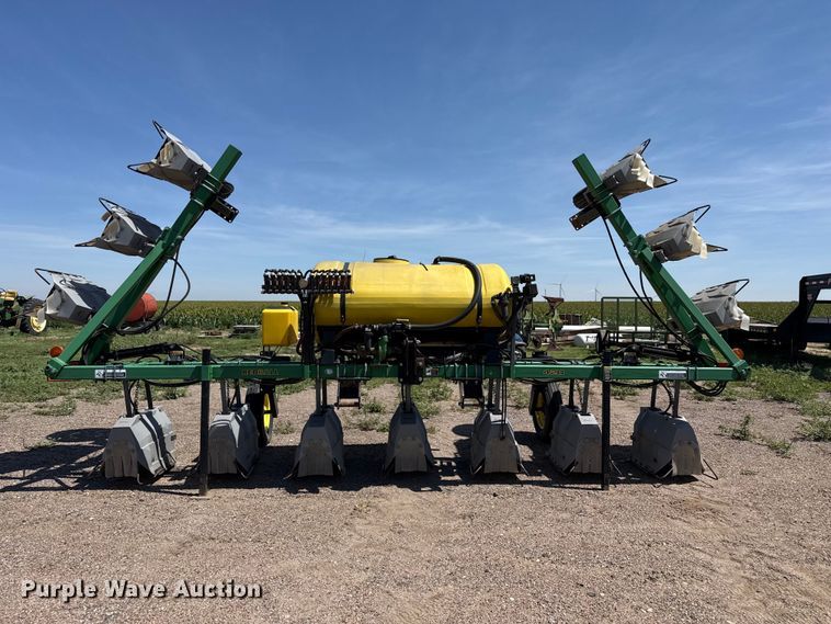 image for item EW4236 Redball 420 hooded sprayer